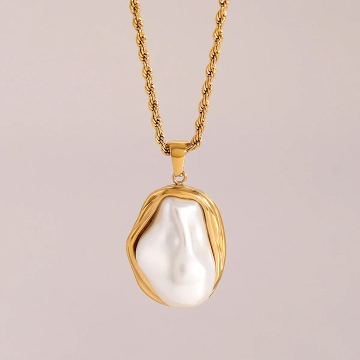 Gold-Plated Faux Pearl Pendant Necklace for Women