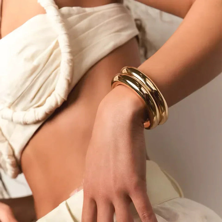 Gold-Plated Smooth Bangle Bracelet for Women