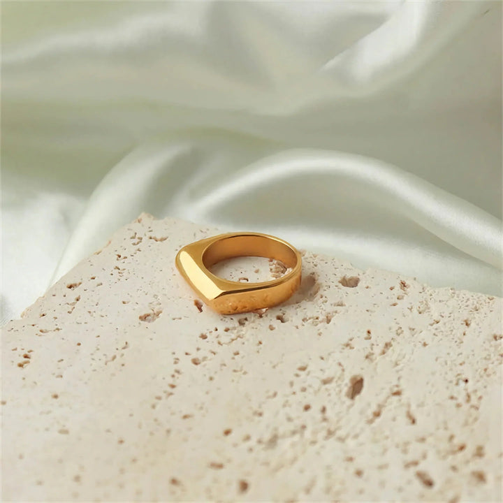 Gold-Plated Geometric Bar Ring for Women