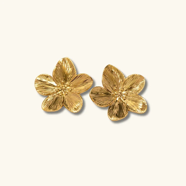 Gold-Plated Allysa Flower Earrings – Nature-Inspired Elegance