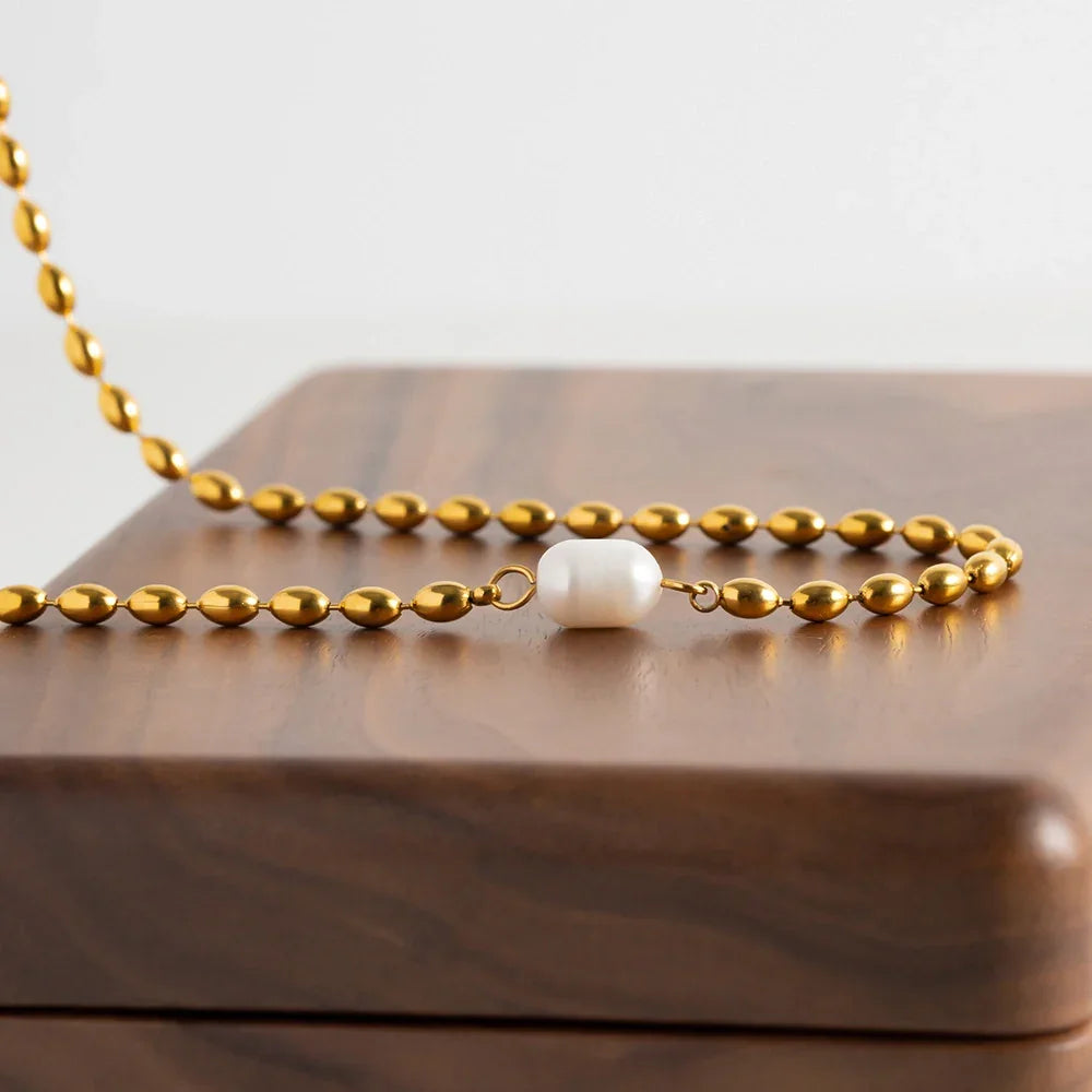 Gold-Plated Beaded Necklace with Freshwater Pearl