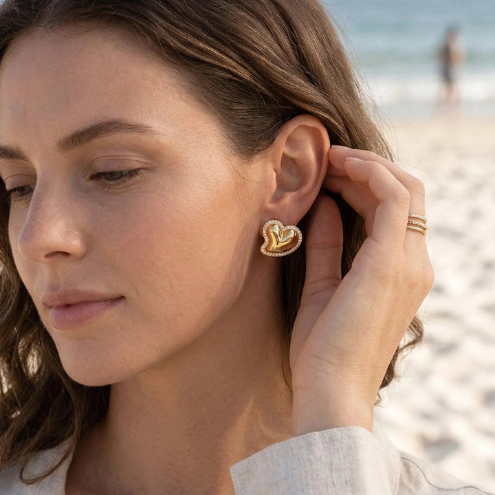 Gold-Plated Cubic Zirconia Heart Stud Earrings for Women