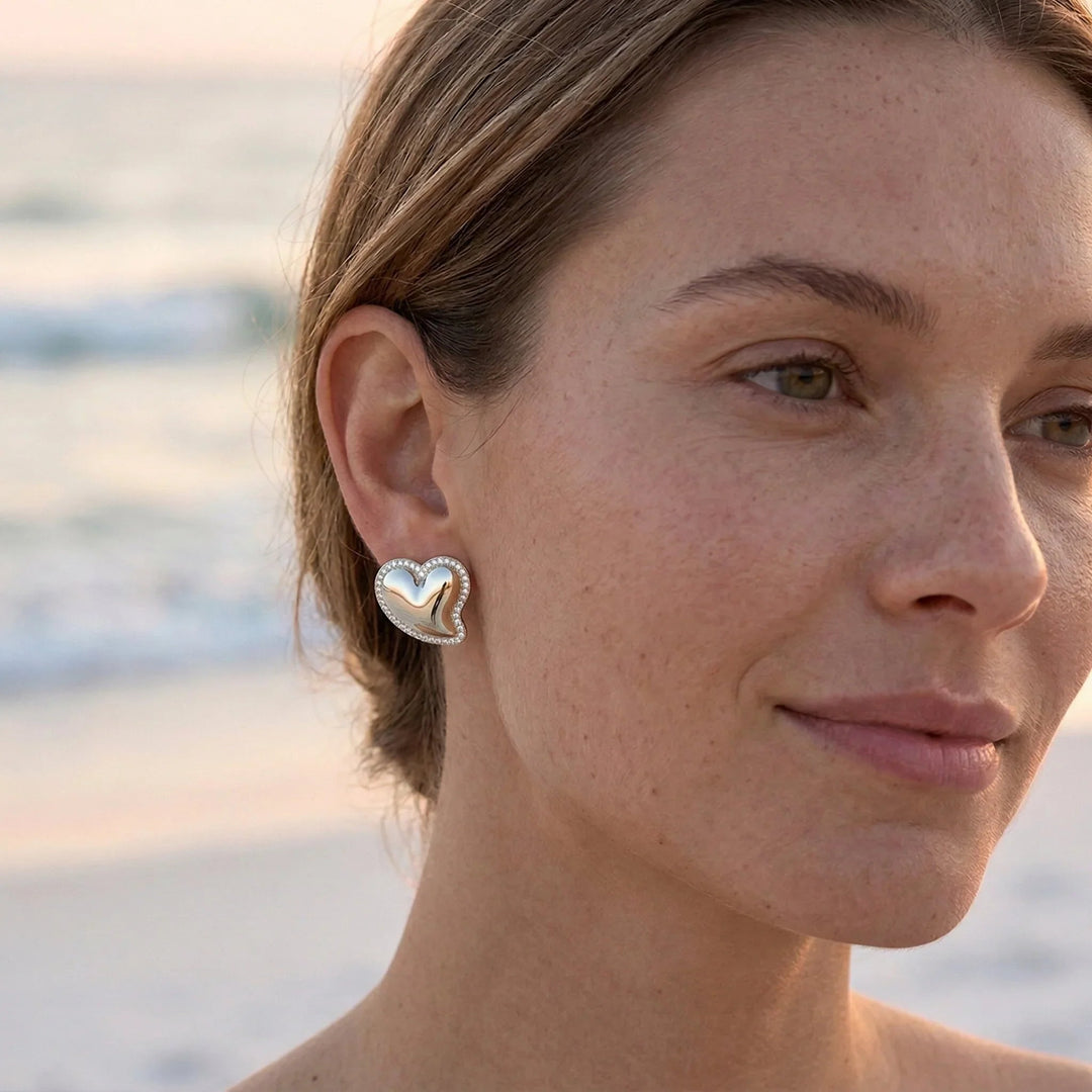 Gold-Plated Cubic Zirconia Heart Stud Earrings for Women