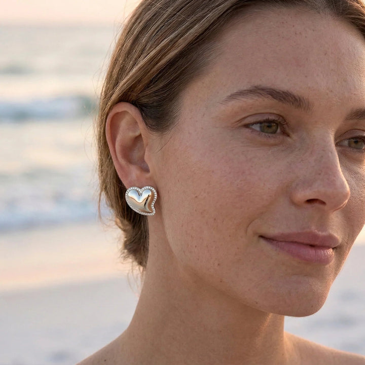 Gold-Plated Cubic Zirconia Heart Stud Earrings for Women