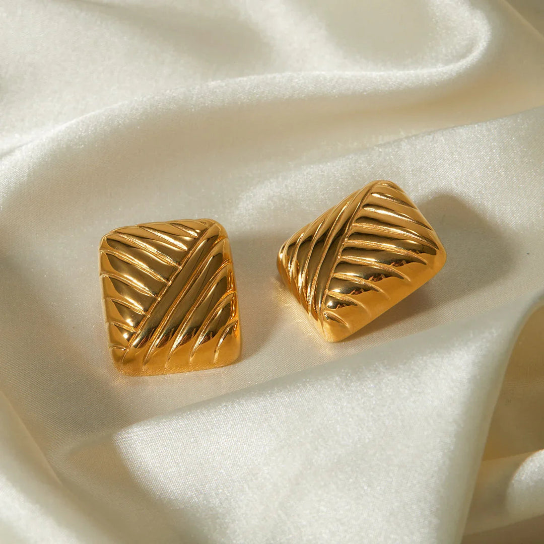 Gold-Plated Rectangular Earrings with Diagonal Engravings