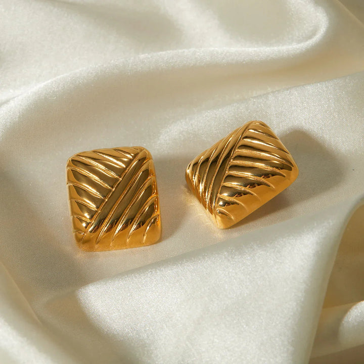 Gold-Plated Rectangular Earrings with Diagonal Engravings