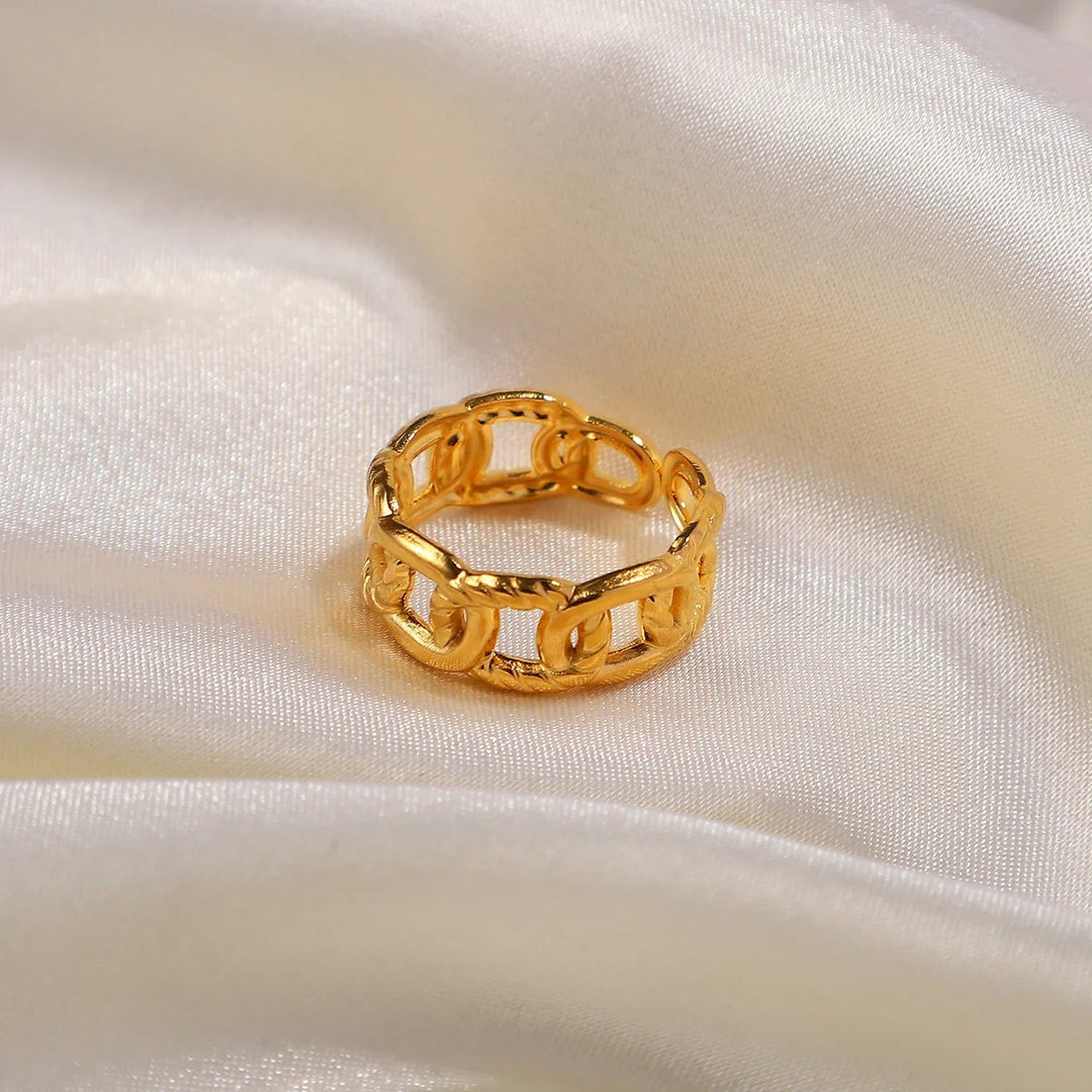 Gold-Plated Ring with Open-Ended Chain-Link Design