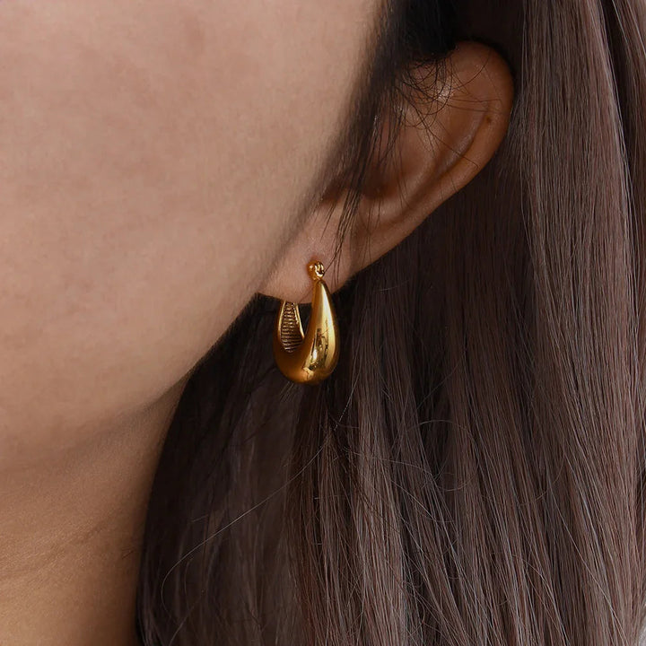 Gold-Plated Smooth Hoop Earrings for Women