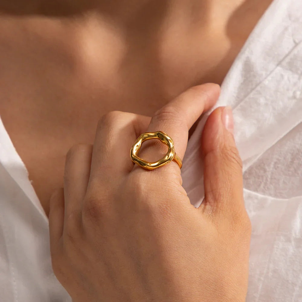 Gold-Plated Hammered Ring – Bold, Adjustable, Hypoallergenic Design