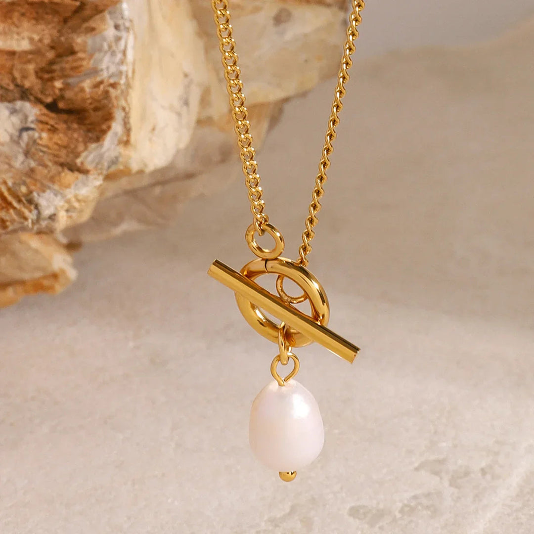 Gold-Plated Faux Pearl Pendant Necklace for Women