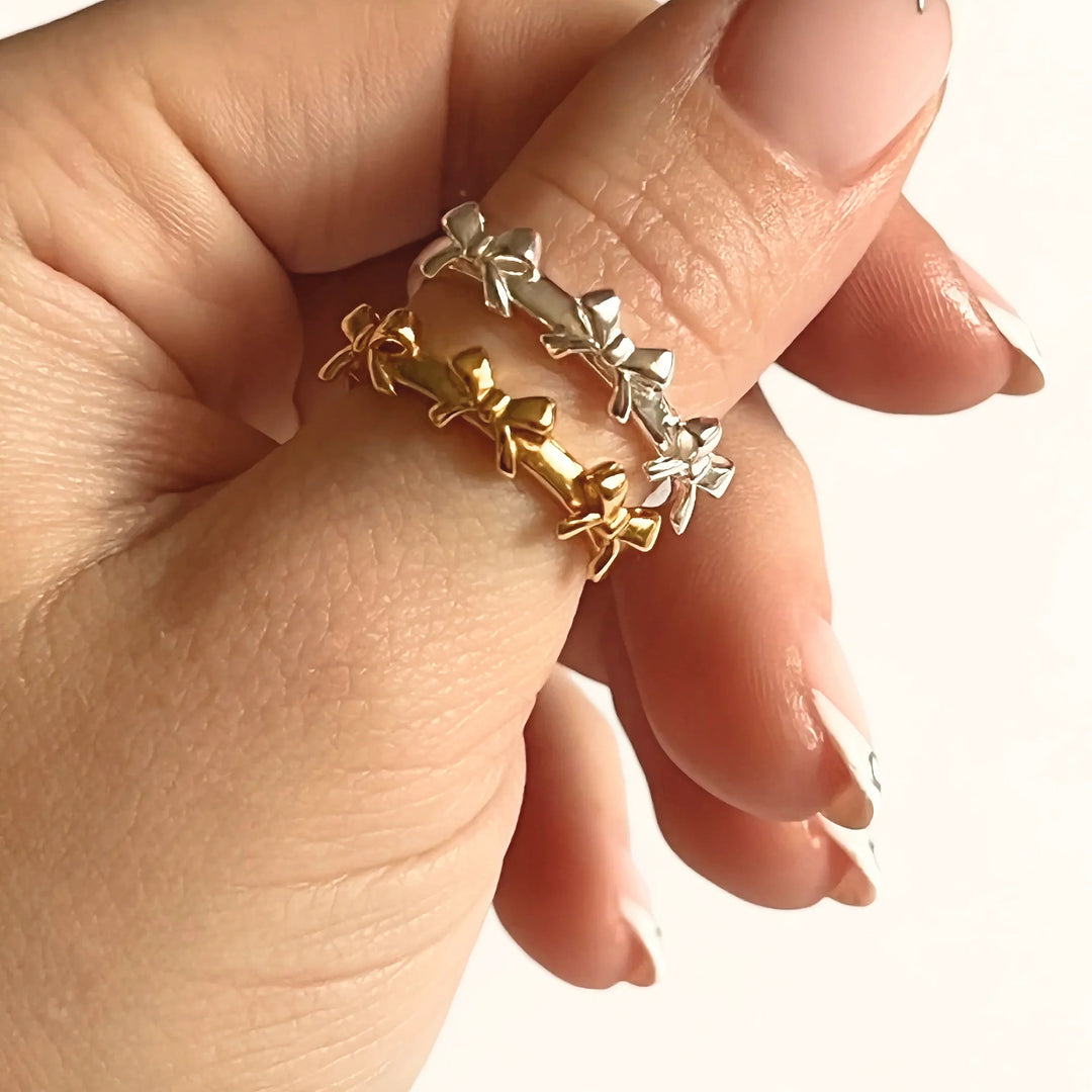 Gold-Plated Bow Ring with Three Accents