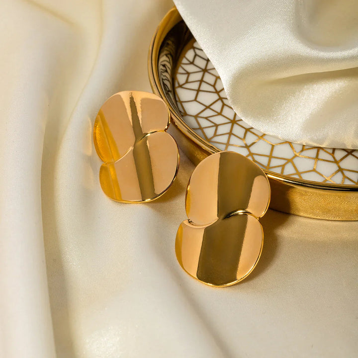 Gold-Plated Intertwined Disc Earrings Combine Sleek Design
