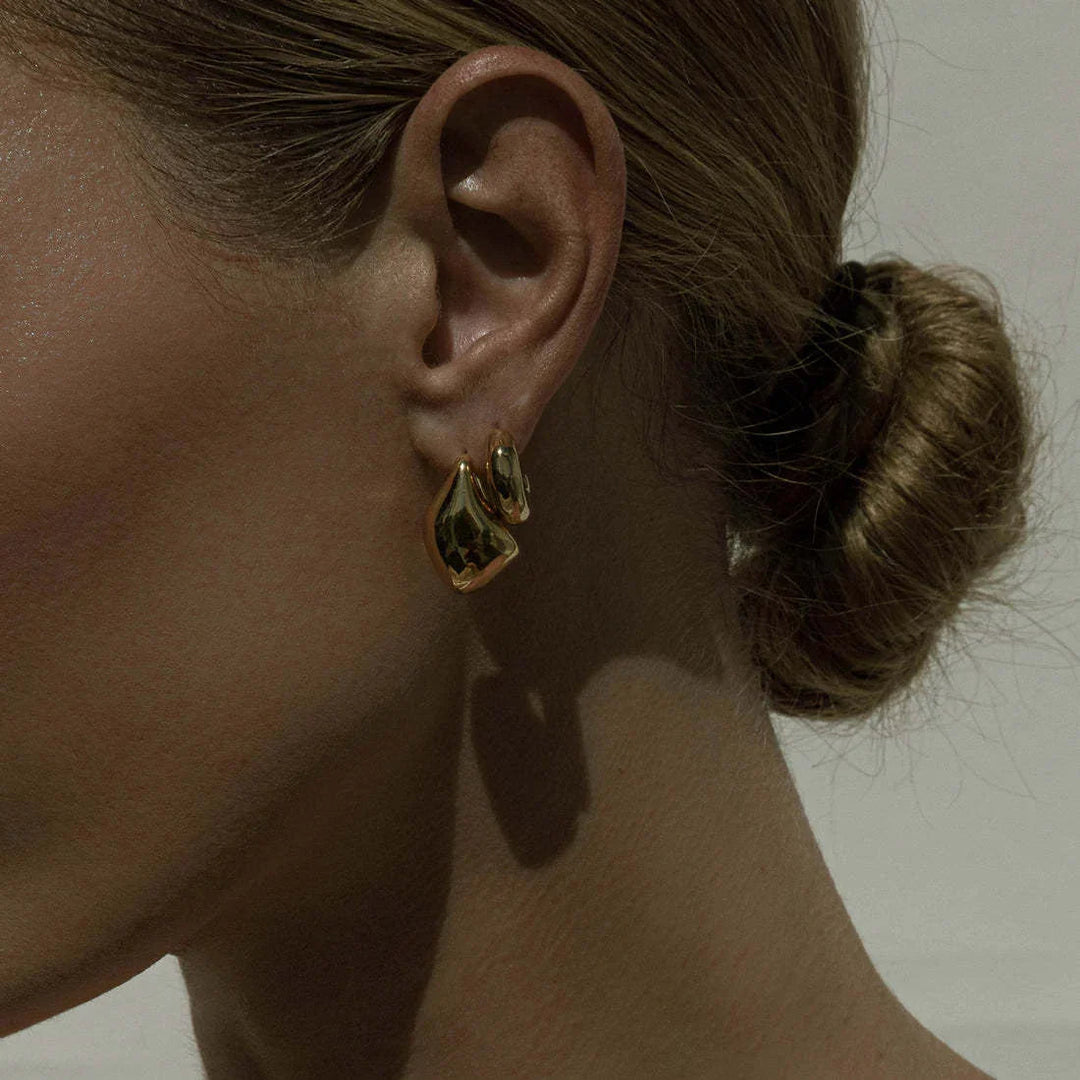 Gold-Plated Minimalist Bean-Shaped Drop Earrings