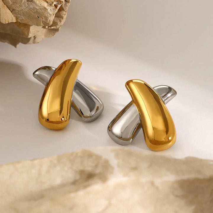 Gold-Plated Modern Intertwined Bar Earrings