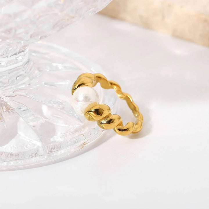 Gold-Plated Ring with Freshwater Pearl Detail
