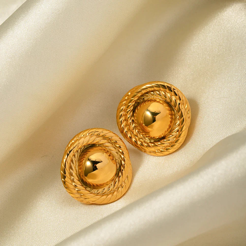 Gold-Plated Woven Earrings with A Playful Touch of Elegance
