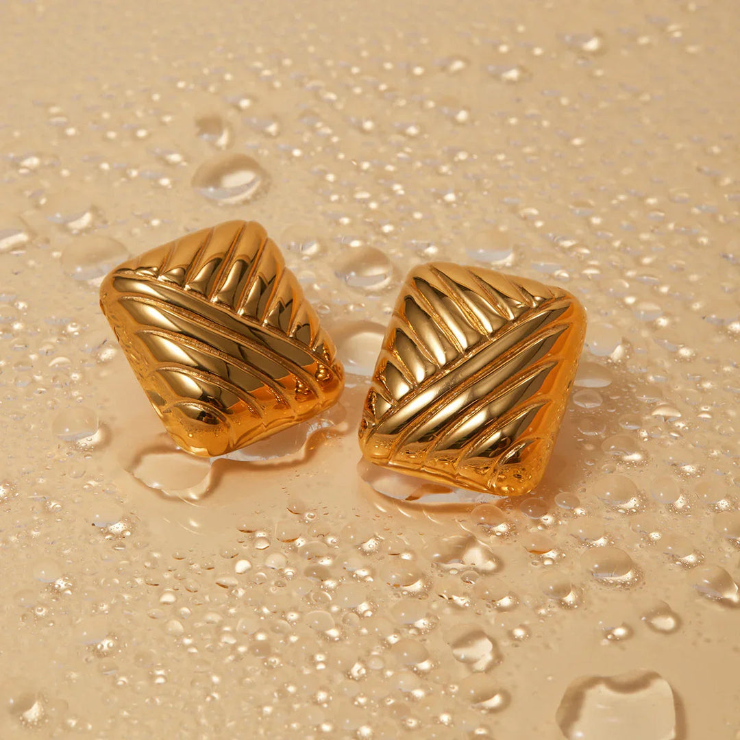 Gold-Plated Rectangular Earrings with Diagonal Engravings