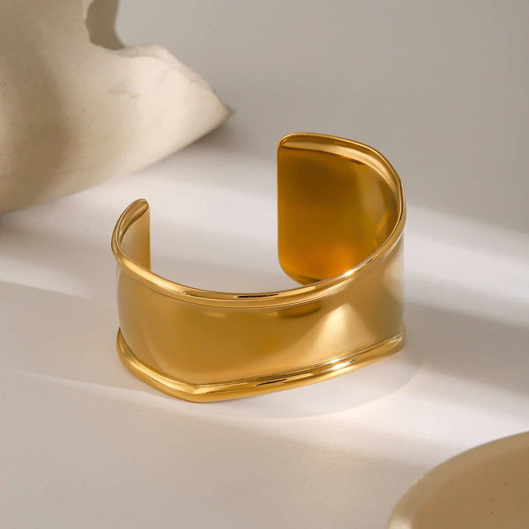 Gold-Plated Intertwined Bangle