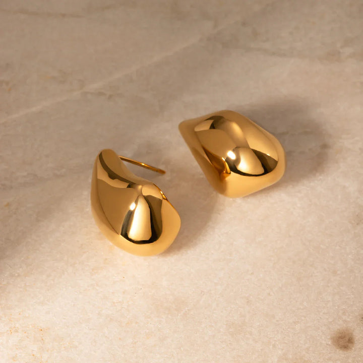 Gold-Plated Minimalist Bean-Shaped Drop Earrings