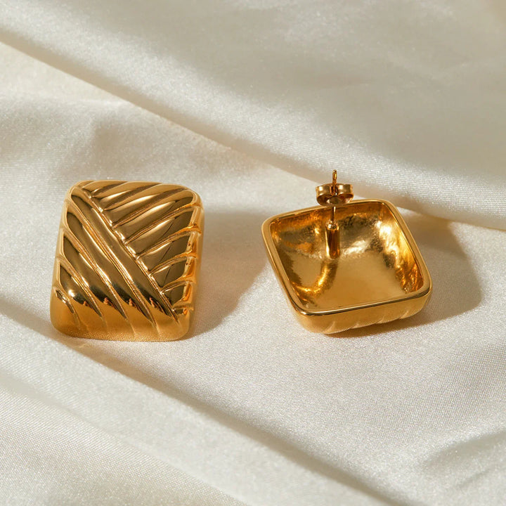 Gold-Plated Rectangular Earrings with Diagonal Engravings