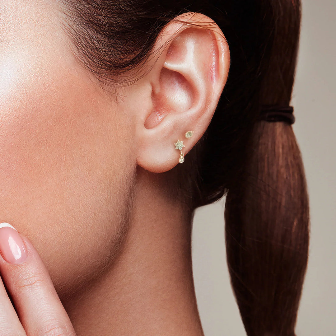 Gold-Plated Floral Round Back Diamond Stud Earrings