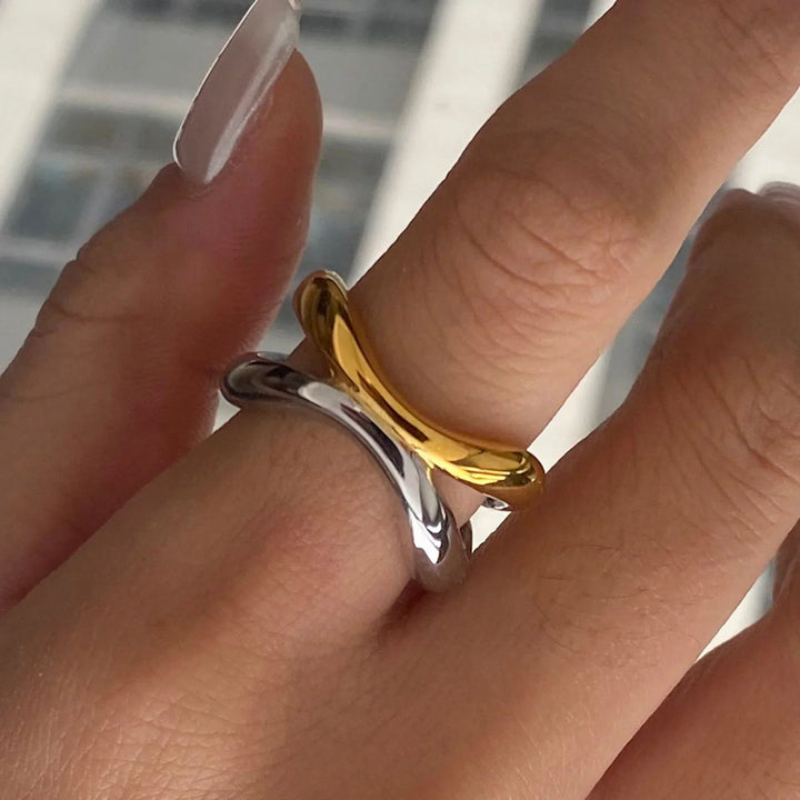 Gold-Plated Silver-Tone Intertwined Ring for Women