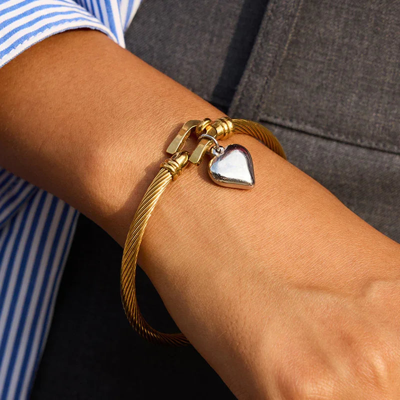 Twisted Gold Plated Chain Bracelet with Heart Charm