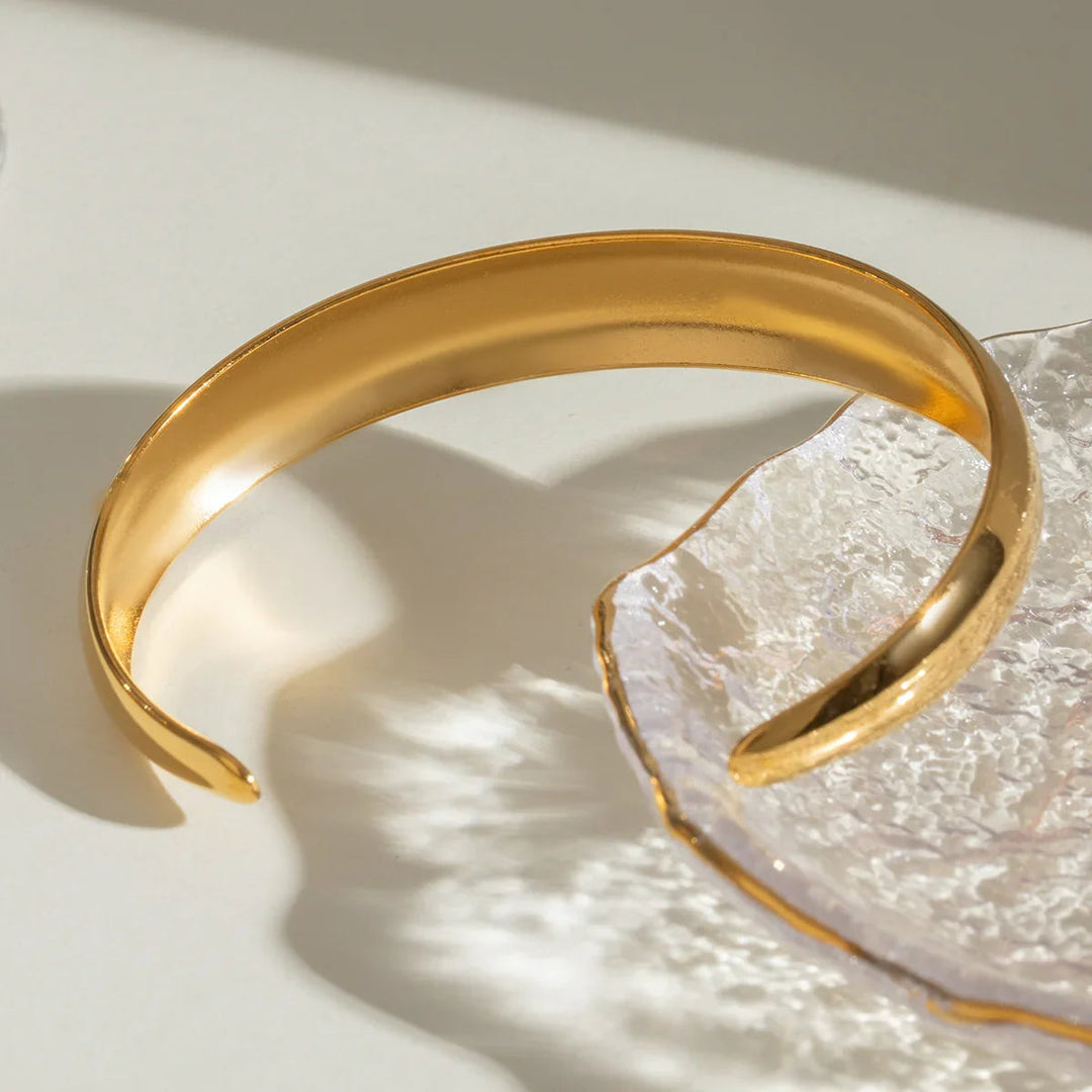 Gold-Plated Classic Bangle for Women