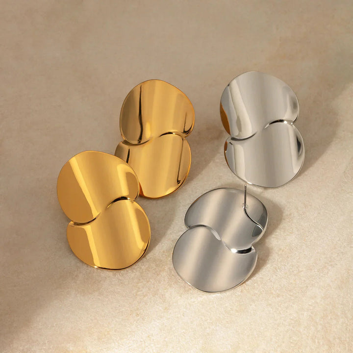 Gold-Plated Intertwined Disc Earrings Combine Sleek Design