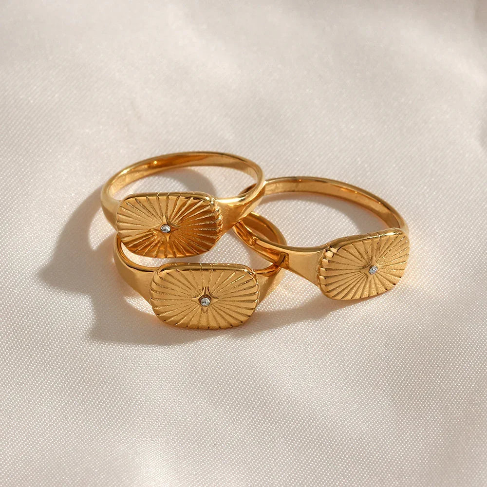 Gold-Plated Minimalist Ring For Women