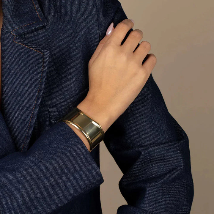 Gold-Plated Intertwined Bangle