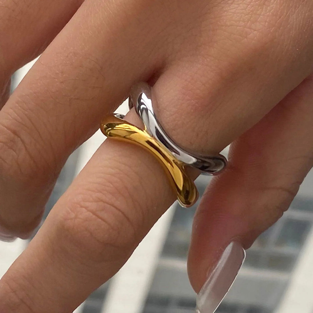 Gold-Plated Silver-Tone Intertwined Ring for Women