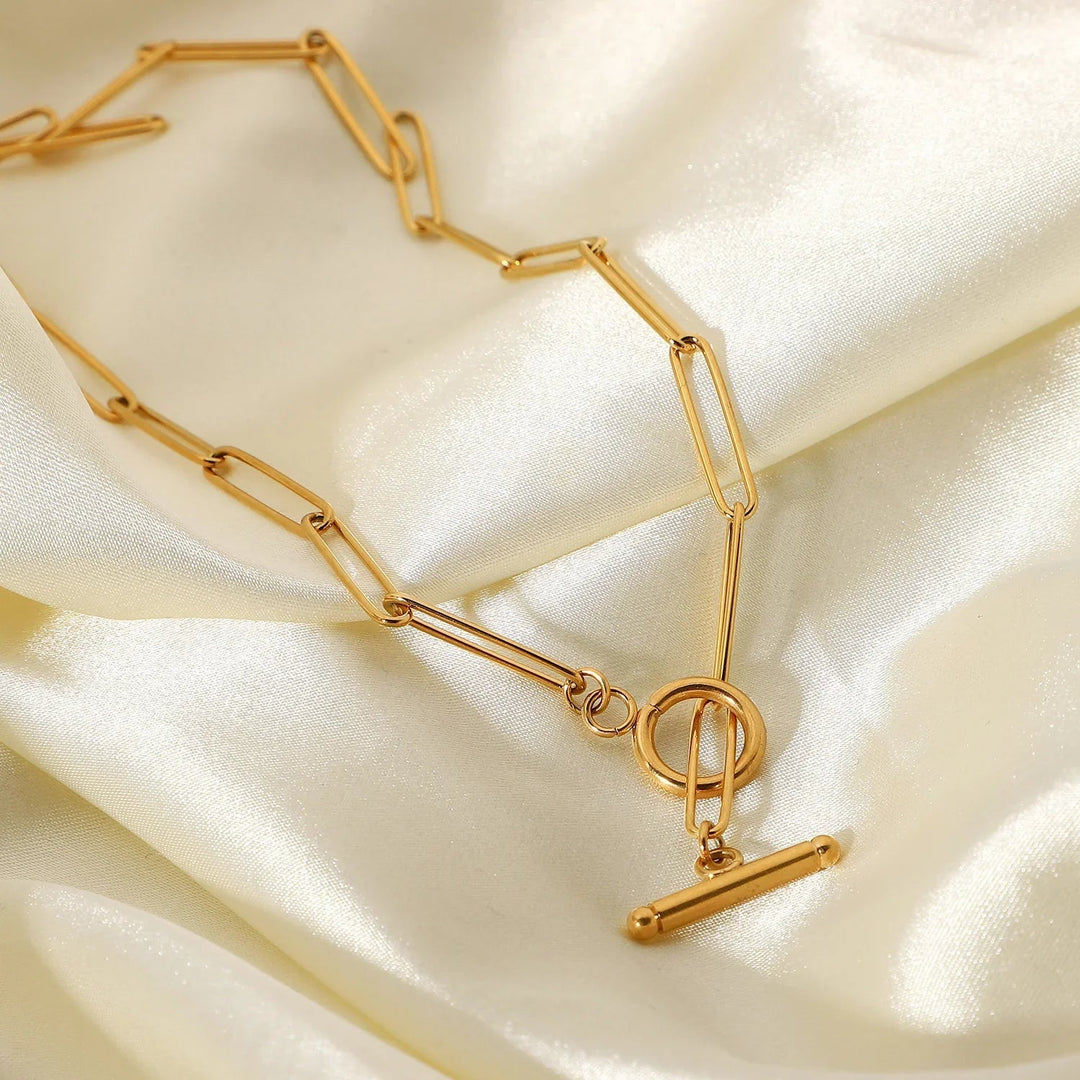 Gold-Plated Paper-Clip Chain Necklace with Interlocking Bar and Circle Design