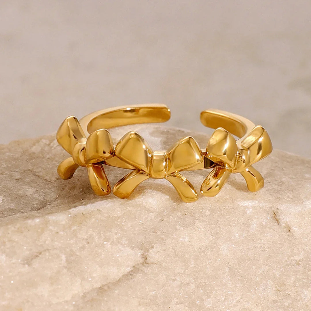 Gold-Plated Bow Ring with Three Accents