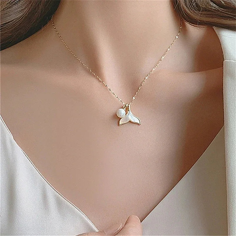 Gold-Plated Faux Pearl Pendant Necklace for Women