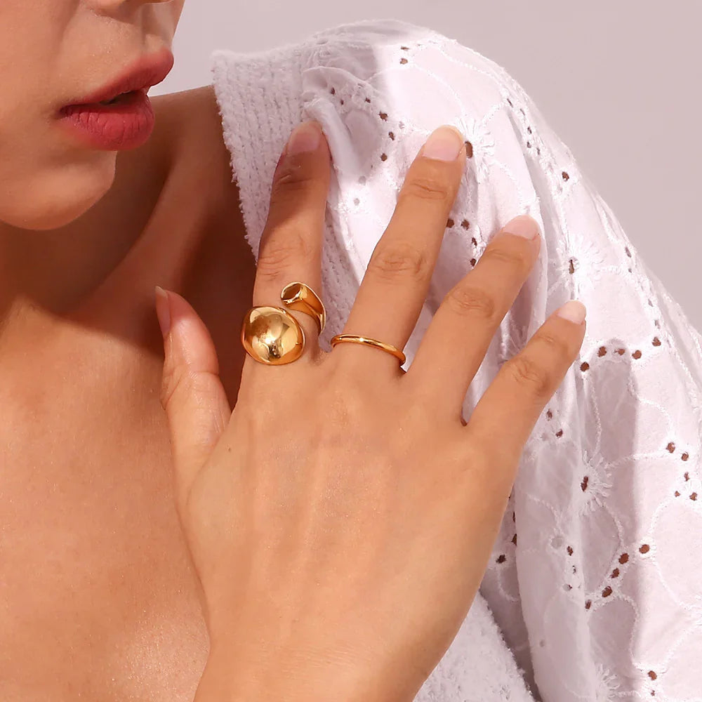 Gold-Plated Sculpted Knot Ring For Women