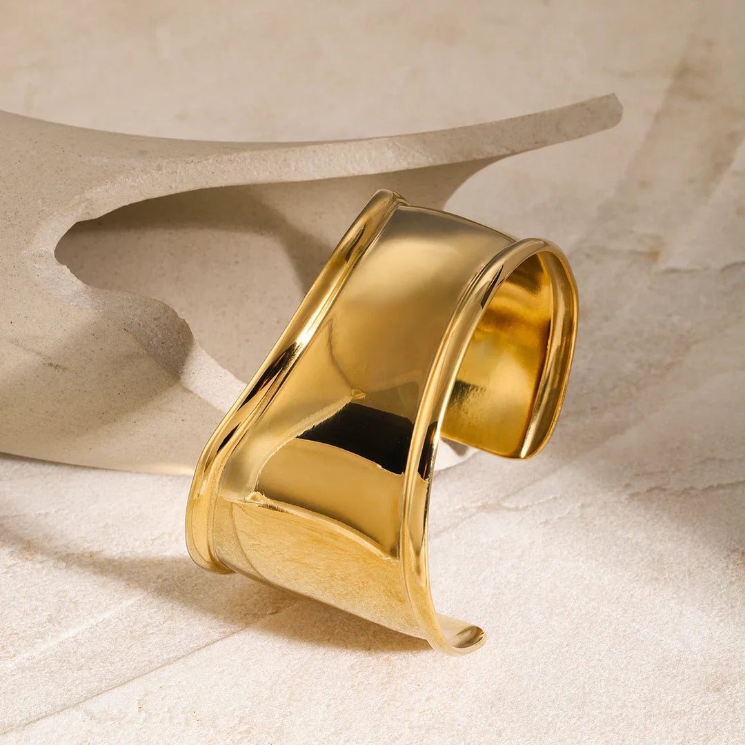 Gold-Plated Intertwined Bangle