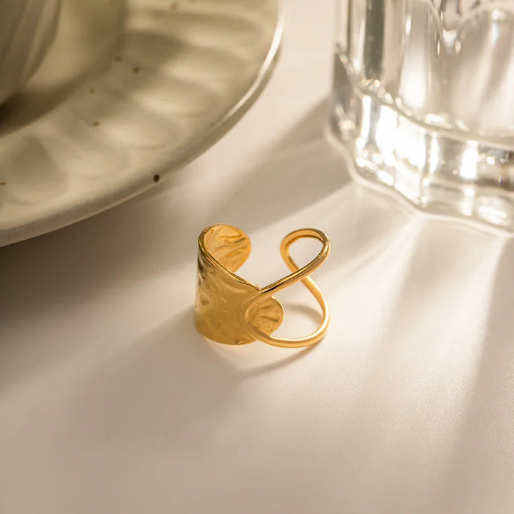 Gold-Plated Minimalist Ring with Stainless Steel