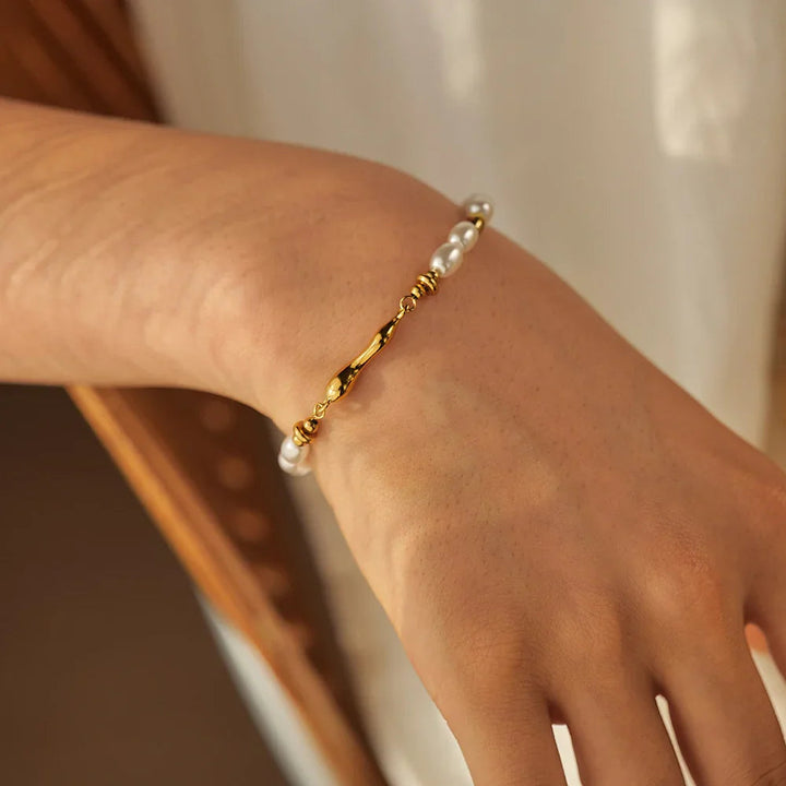 Gold-Plated Freshwater Pearl Bracelet