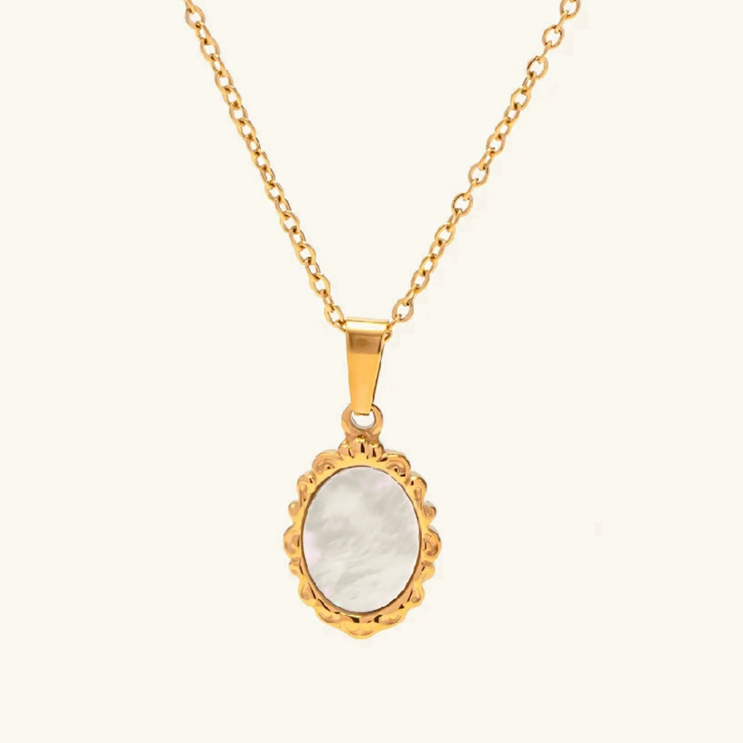Gold-Plated Faux Pearl Vintage-Inspired Pendant Necklace