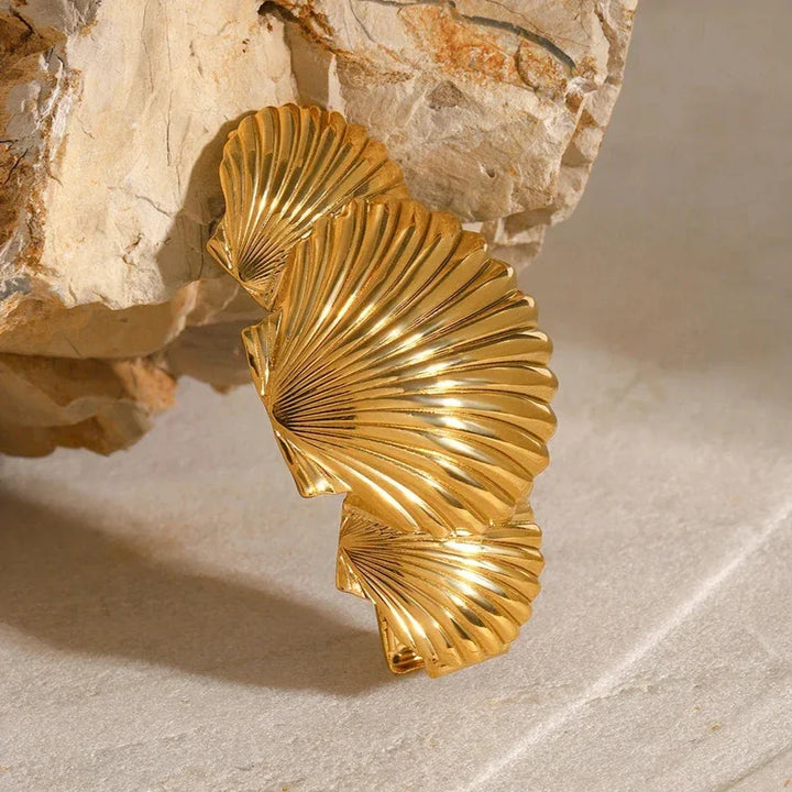 Gold-Plated Sea Shell Hair Clip