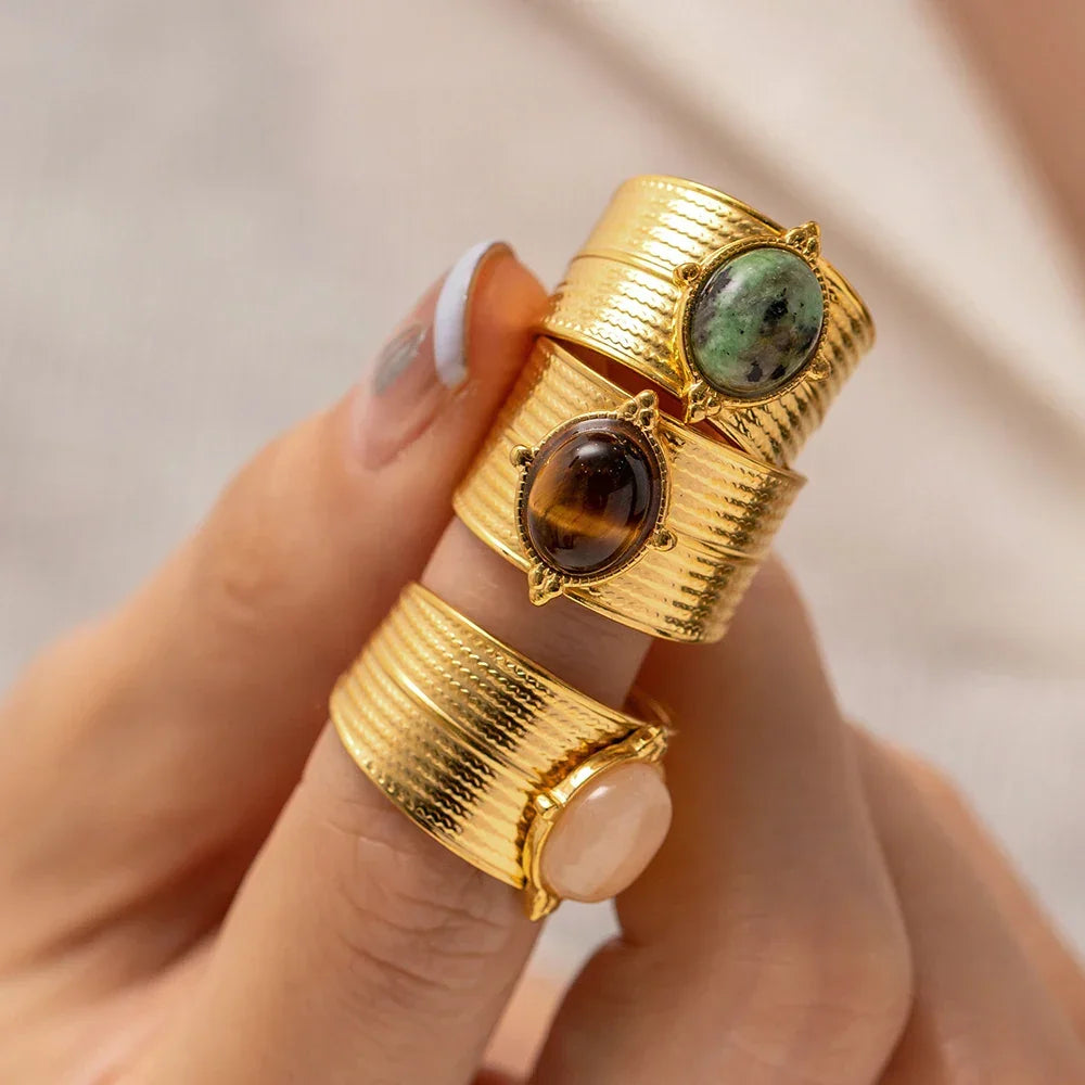 Gold-Plated Ring with Freshwater Pearl with timeless elegant look