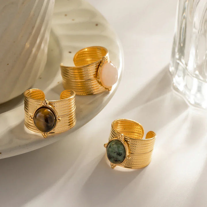 Gold-Plated Ring with Freshwater Pearl with timeless elegant look