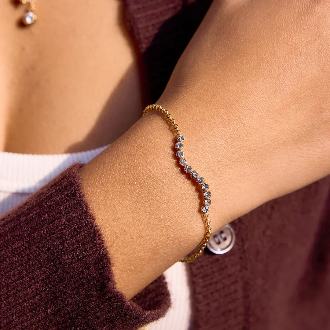 Dainty Gold-Plated Cubic Zirconia Chain Bracelet Women