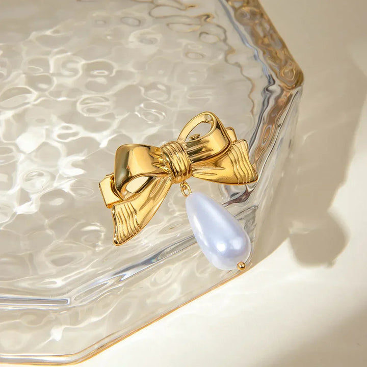 Gold-Plated Bow Hair Clip with Faux Pearl