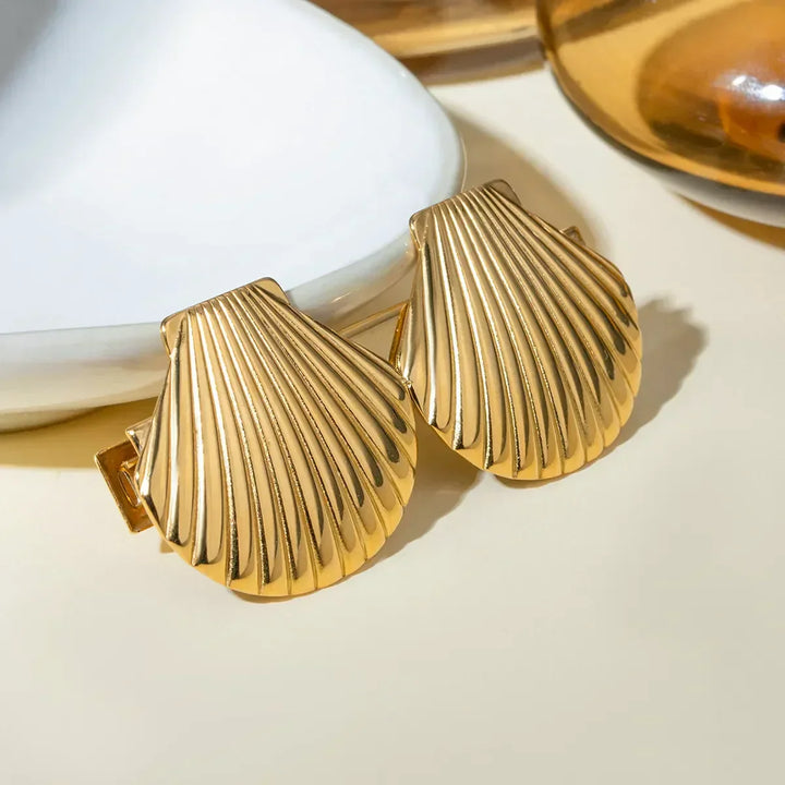 Gold-Plated Shell Hair Clip for Women