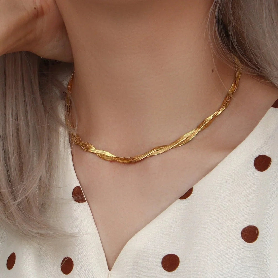 Gold-Plated Twisted Chain Necklace for Women